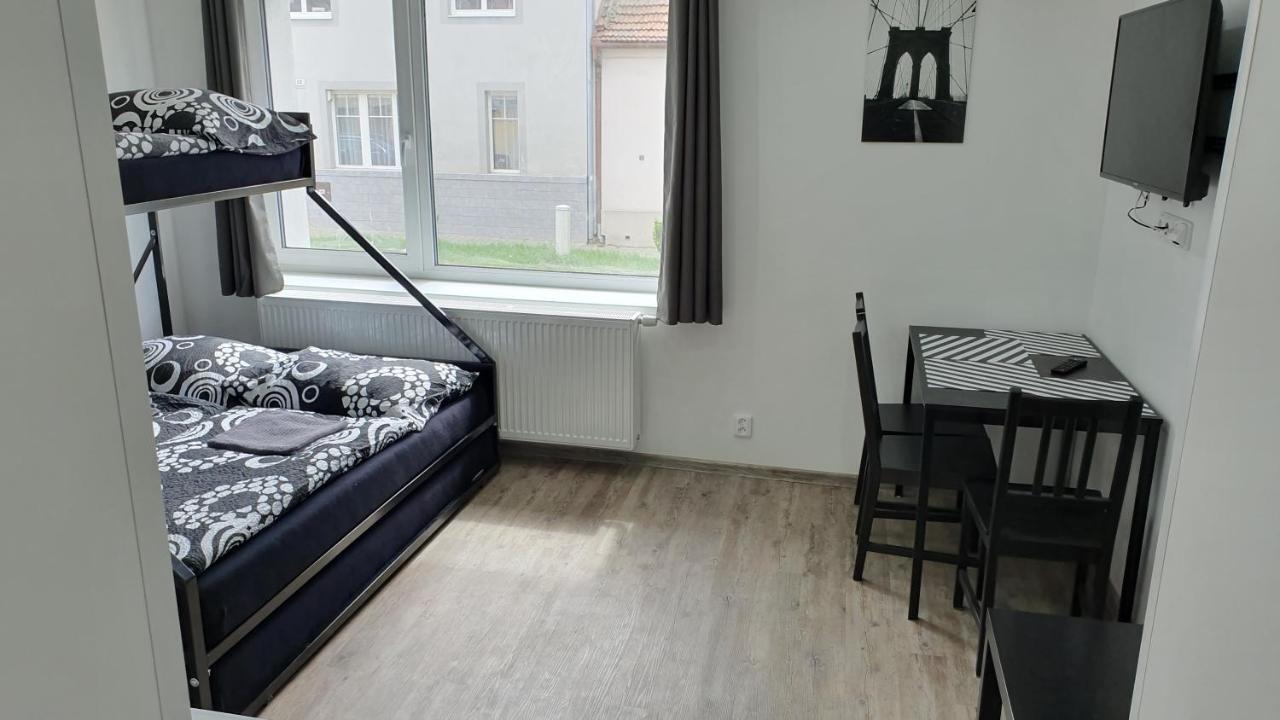 Small Apartments Denisa Business Brno Exteriör bild